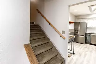 380 Silver Spring Cir, Colorado Springs, CO 80919 - Photo 15