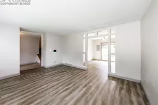 380 Silver Spring Cir, Colorado Springs, CO 80919 - Photo 7