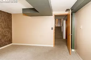 380 Silver Spring Cir, Colorado Springs, CO 80919 - Photo 39