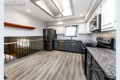 380 Silver Spring Circle, Colorado Springs, CO 80919 - Photo 13