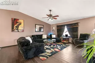 2804 Straus Ln, Colorado Springs, CO 80907 - Photo 7