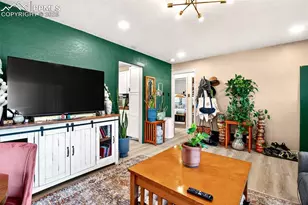 405 Wilhelmia Ave, Colorado Springs, CO 80904 - Photo 9