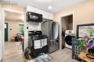 405 Wilhelmia Ave, Colorado Springs, CO 80904 - Photo 11