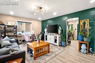 405 Wilhelmia Ave, Colorado Springs, CO 80904 - Photo 7