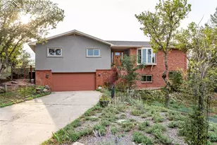 2302 Hercules Dr, Colorado Springs, CO 80906 - Photo 3