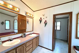 17 Amanda Cir, Florissant, CO 80816 - Photo 39