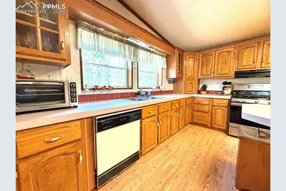 17 Amanda Circle, Florissant, CO 80816 - Photo 13