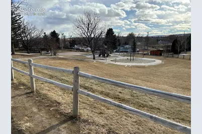 414 Sinton Avenue, Colorado Springs, CO 80906 - Photo 3