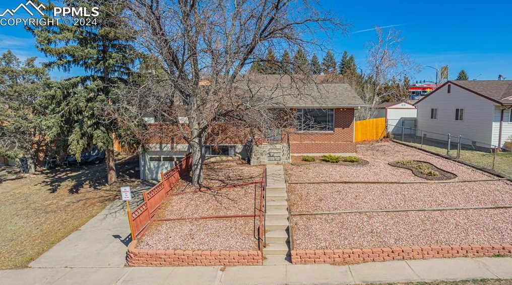 33 Garland Ave, Colorado Springs CO exterior