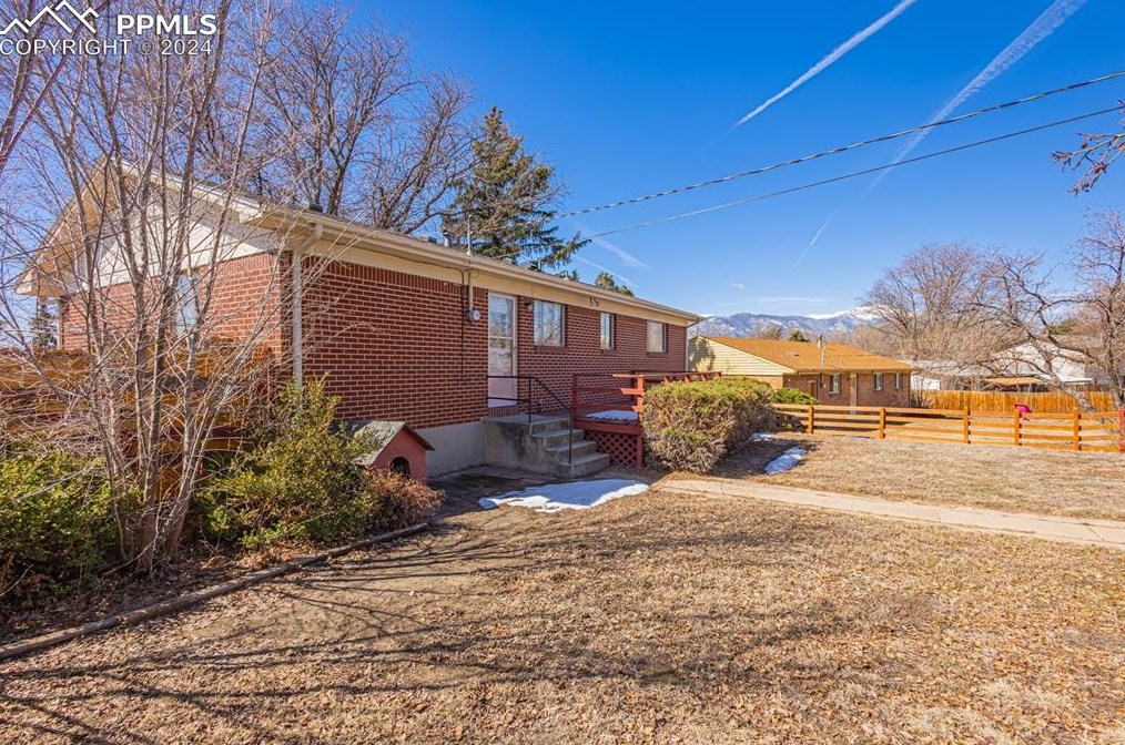 33 Garland Ave, Colorado Springs CO exterior