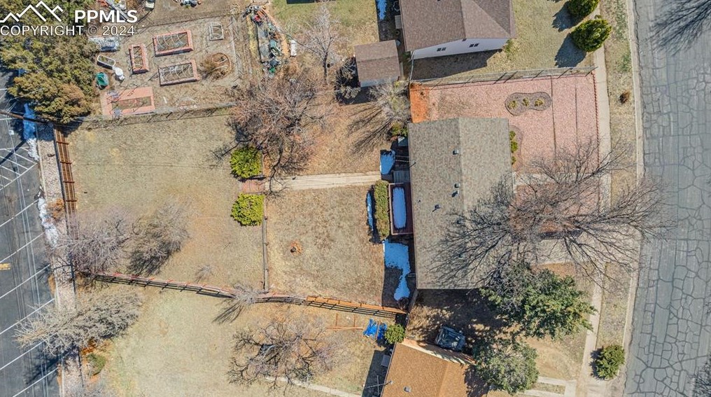 33 Garland Ave, Colorado Springs CO exterior