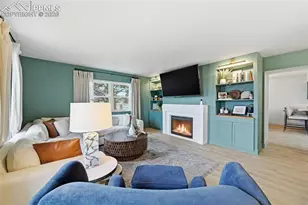 6907 Gayle Lyn Ln, Colorado Springs, CO 80919 - Photo 5