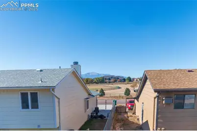 2434 Cherokee Park Place, Colorado Springs, CO 80915 - Photo 9