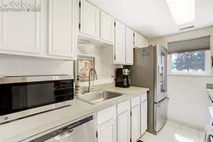 1098 Fontmore Rd, Colorado Springs, CO 80904 - Photo 17