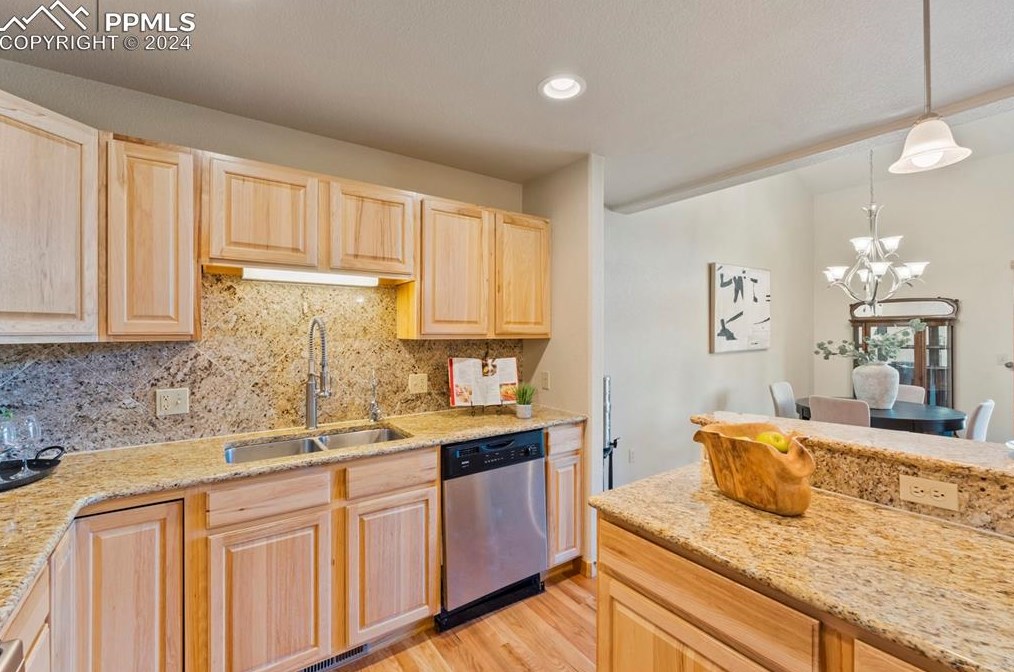 130 Elk Grove Ln, Woodland Park CO 80863-9158 exterior