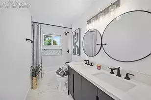 1609 Kingsley Dr, Colorado Springs, CO 80909 - Photo 9