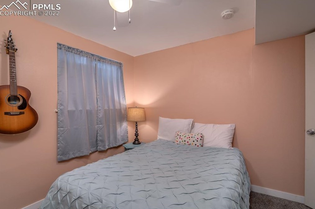 341 Longfellow Dr, Colorado Springs CO 80910-2515 exterior