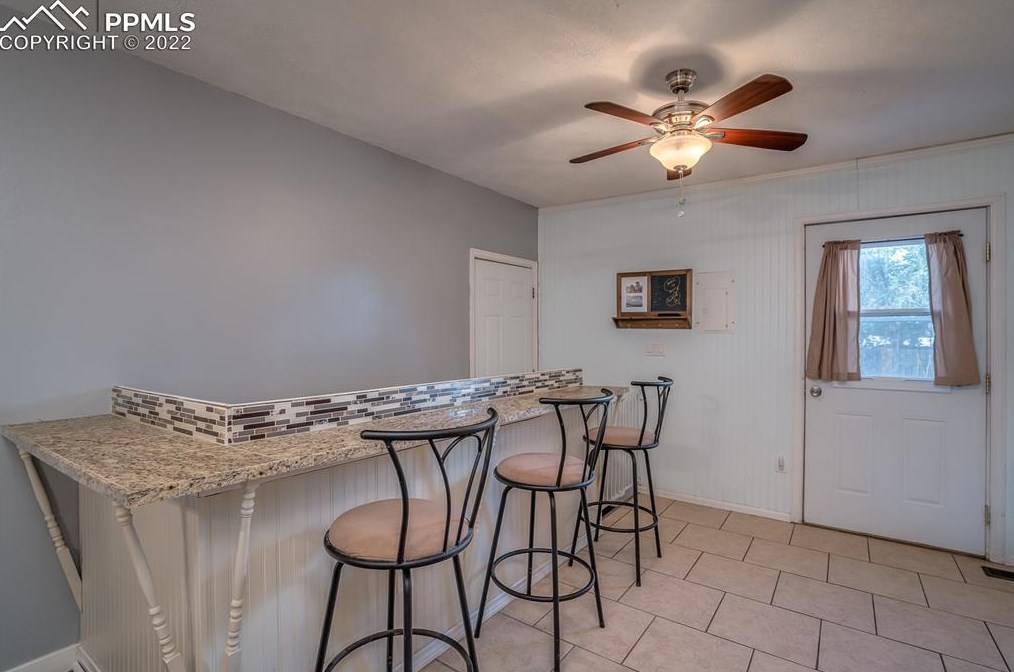 341 Longfellow Dr, Colorado Springs CO 80910-2515 exterior