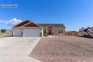 981 E Blackstone Dr, Pueblo West, CO 81007 - Photo 27