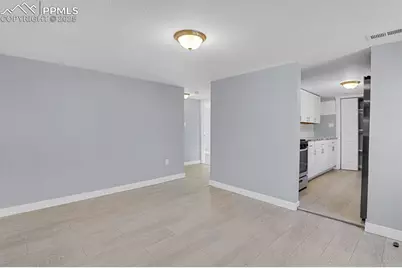 2409 Robinson Street, Colorado Springs, CO 80904 - Photo 9