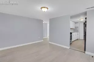 2409 Robinson St, Colorado Springs, CO 80904 - Photo 9