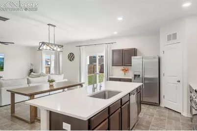 3651 Desert Willow Lane, Colorado Springs, CO 80925 - Photo 11