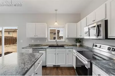 7935 Superior Hill Place, Colorado Springs, CO 80908 - Photo 15