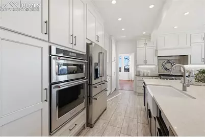 3390 Blodgett Drive, Colorado Springs, CO 80919 - Photo 11