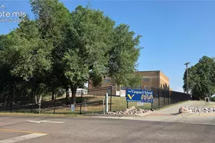 537 Crockett Ln, Colorado Springs, CO 80905 - Photo 9