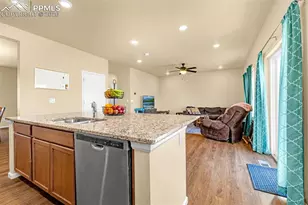 10511 Summer Rdg Dr, Peyton, CO 80831 - Photo 7