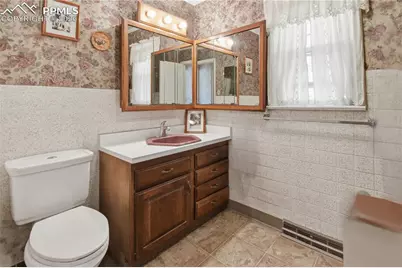 1624 E 15th Street, Pueblo, CO 81001 - Photo 15