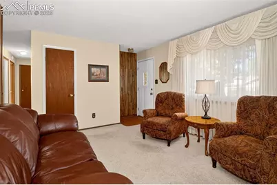 6723 Seneca Road, Colorado Springs, CO 80915 - Photo 3