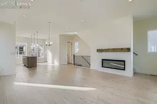 1727 Keystone Crst Ln, Colorado Springs, CO 80905 - Photo 3