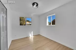 18 S Garland Ave, Colorado Springs, CO 80910 - Photo 29