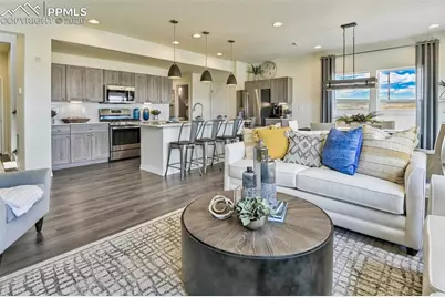 5373 Devers Court, Colorado Springs, CO 80925 - Photo 9