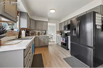 7425 Foxglove Court, Colorado Springs, CO 80911 - Photo 5