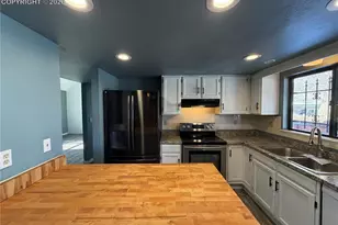 4720 Live Oak Dr, Colorado Springs, CO 80916 - Photo 7