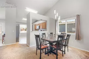 1643 S Canoe Creek Dr, Colorado Springs, CO 80906 - Photo 5