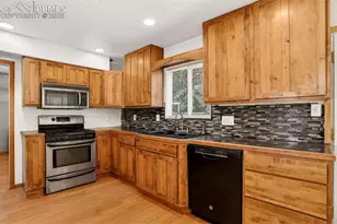 2801 Dawn Dr, Colorado Springs, CO 80918 - Photo 5