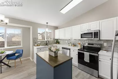 3223 Tail Spin Drive, Colorado Springs, CO 80916 - Photo 13