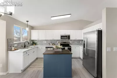 3223 Tail Spin Drive, Colorado Springs, CO 80916 - Photo 11