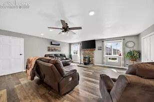 10905 Falling Star Rd, Fountain, CO 80817 - Photo 7