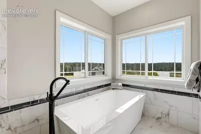 4136 Pinehurst Circle, Colorado Springs, CO 80908 - Photo 23