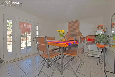 5916 Wolf Creek Place, Colorado Springs, CO 80918 - Photo 7