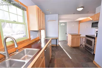 1512 N Franklin Street, Colorado Springs, CO 80907 - Photo 15