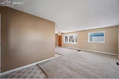 303 Solar Drive, Colorado Springs, CO 80907 - Photo 5