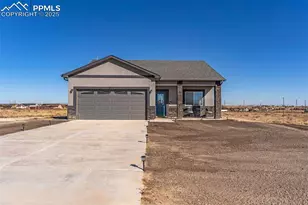 895 E Loma Dr, Pueblo, CO 81007 - Photo 23