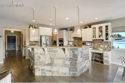 7310 Clovis Way, Colorado Springs, CO 80908 - Photo 11