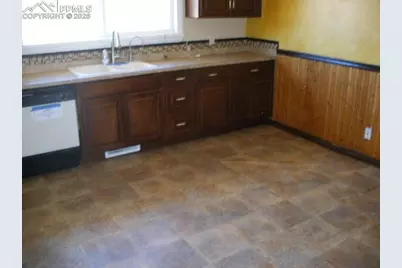 1209 Rosemont Drive, Colorado Springs, CO 80911 - Photo 7