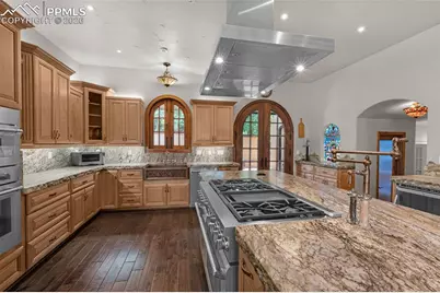 1815 Pine Grove Avenue, Colorado Springs, CO 80906 - Photo 17